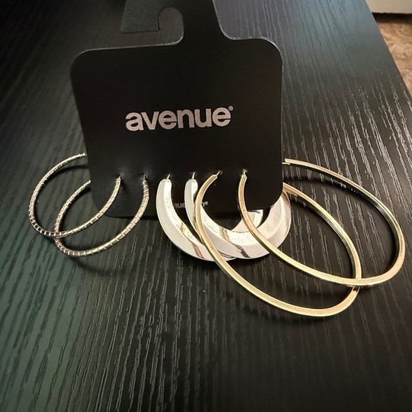 Avenue Jewelry - Avenue gold & silver tone hoop Earrings different shapes